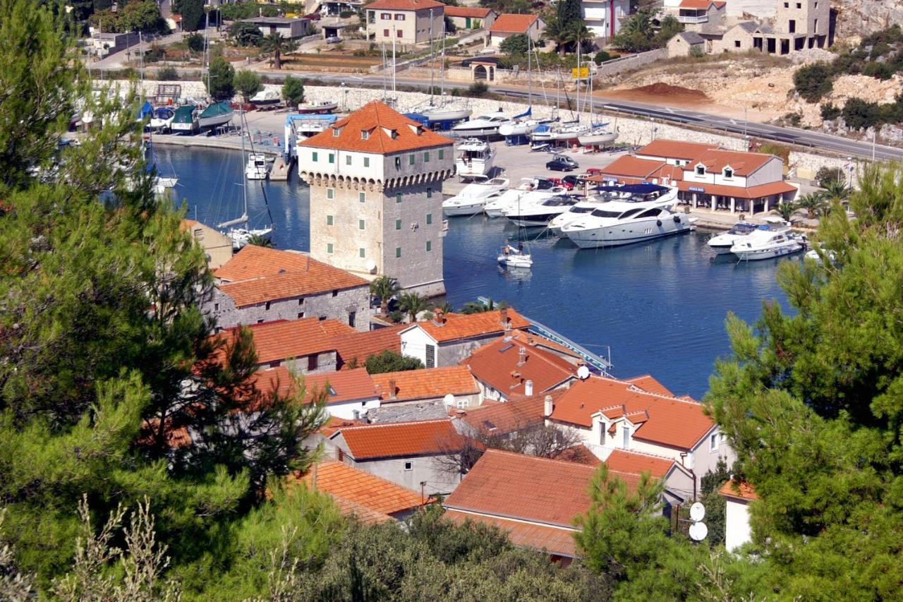 Apartments And Rooms With Parking Space Marina, Trogir - 5953 エクステリア 写真